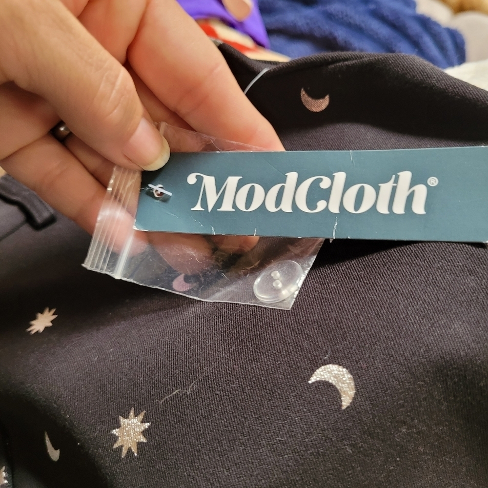NWT Modcloth Twill Moon and Stars Black and Silver Pants - Picture 3 of 5